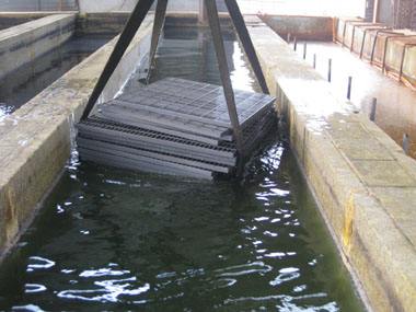 托盤(pán)熱鍍鋅